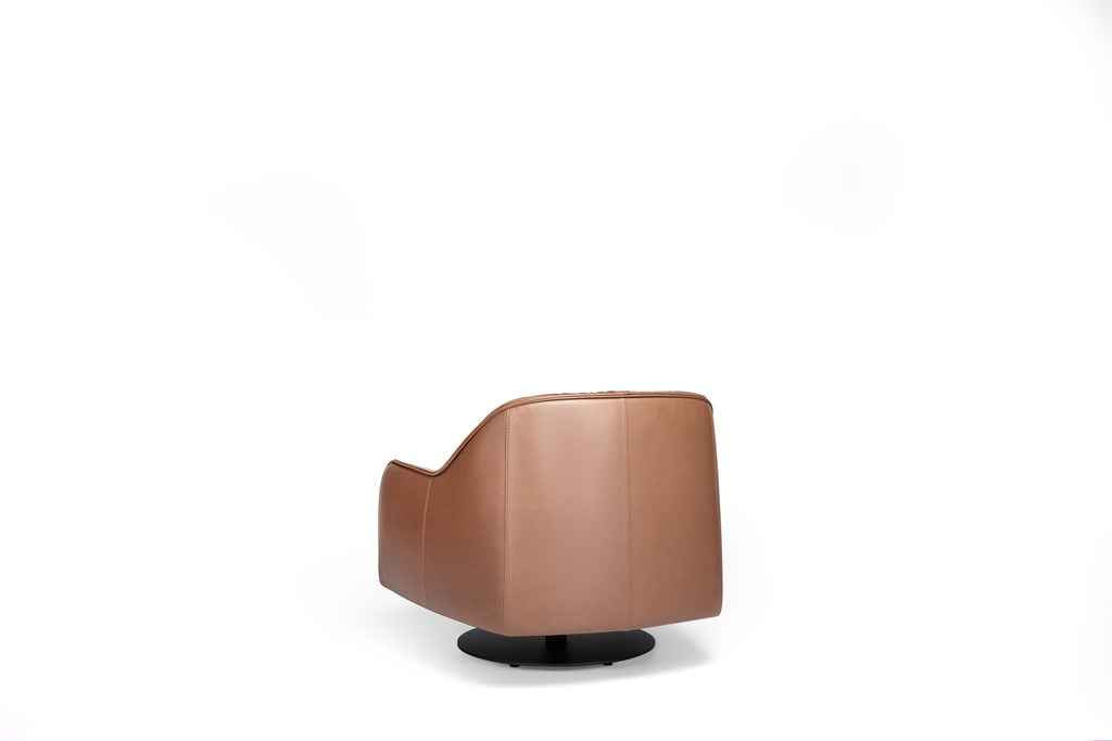 MIA ARMCHAIR