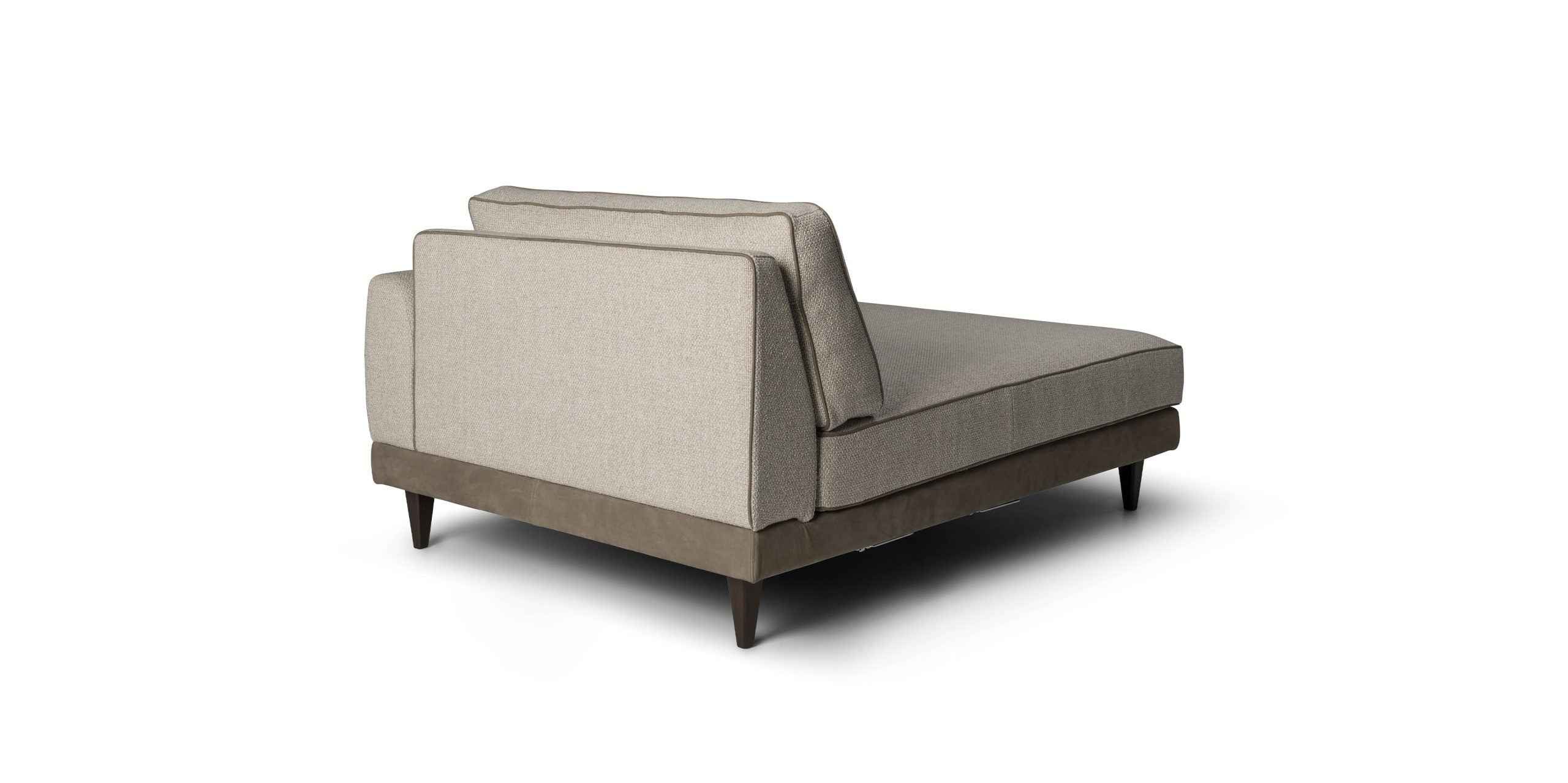 CHARLIE CORNER SECTIONAL SOFA