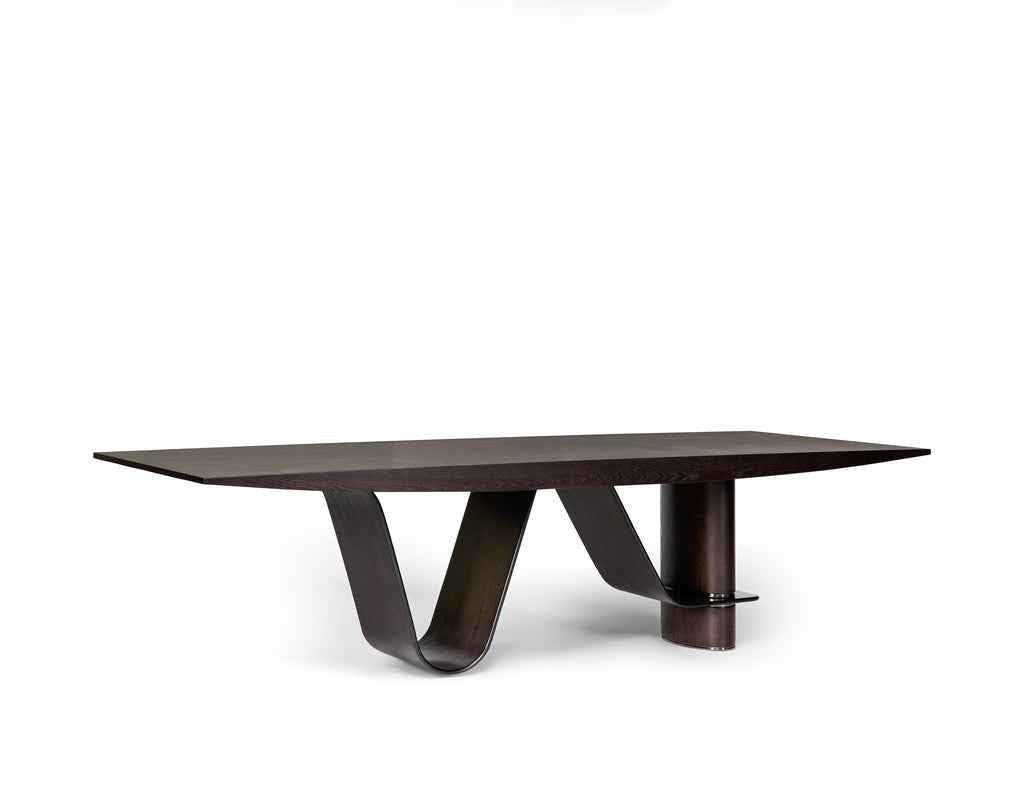 RITMO DINNING TABLES