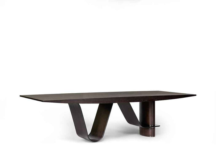 RITMO DINNING TABLES