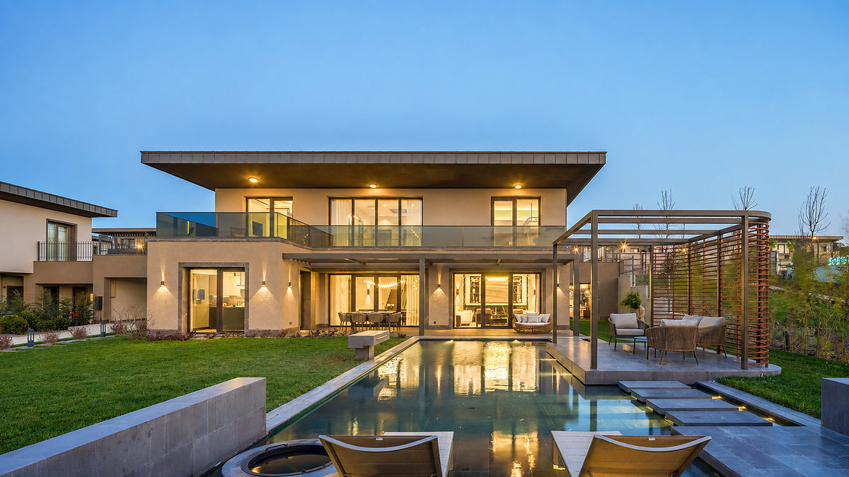 Yeşilyaka Su villa exterior and pool, Büyükçekmece, Istanbul — furniture project by Sit Design