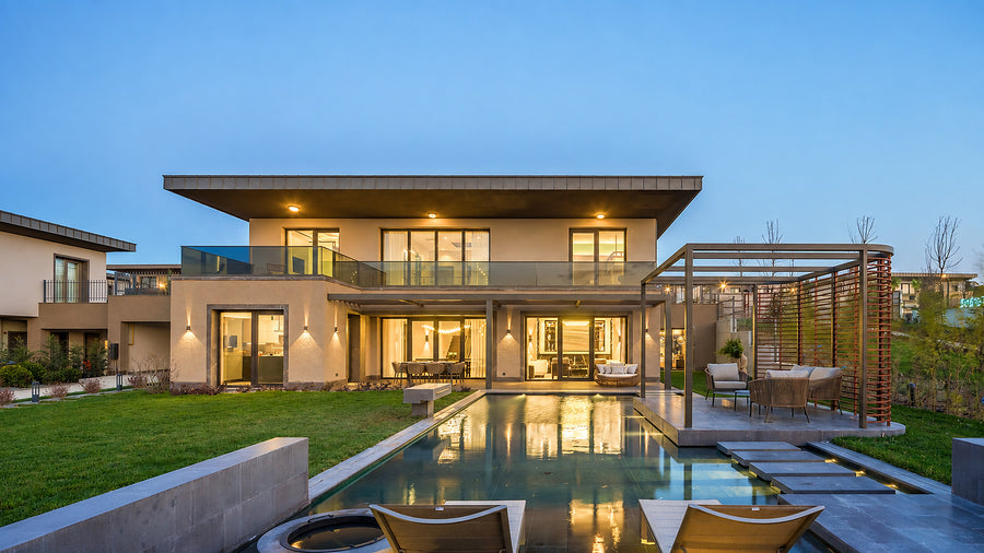 Yeşilyaka Su villa exterior and pool, Büyükçekmece, Istanbul — furniture project by Sit Design