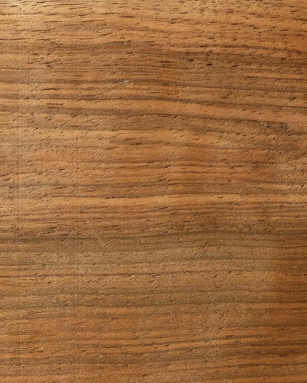 European walnut &middot; Medium