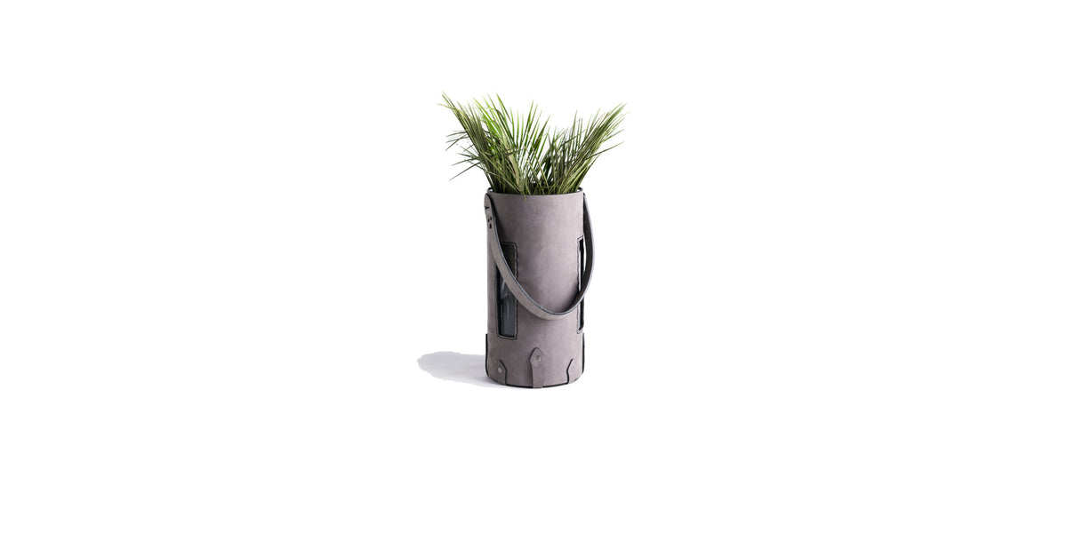 Leather Planter V02 by Sitdesign — view 3