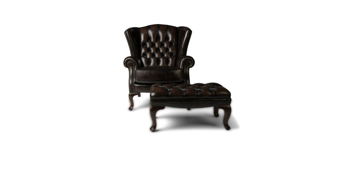 Кресло Masterchair чёрного цвета, вид в три четверти