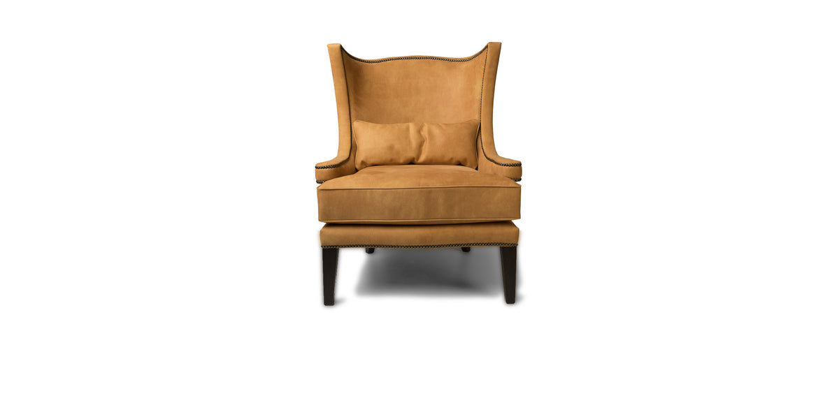 Кресло Saturn цвета коньяк, вид спереди